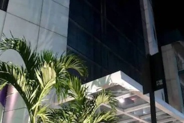 هتل Pier Vitoria