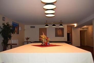 هتل Restaurant Smilga