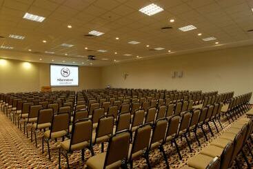 هتل Sheraton Vitoria