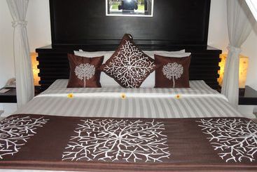 هتل Hillstone Uluwatu Villa
