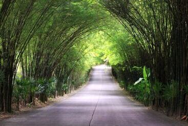 Отель The Pavilions Phuket