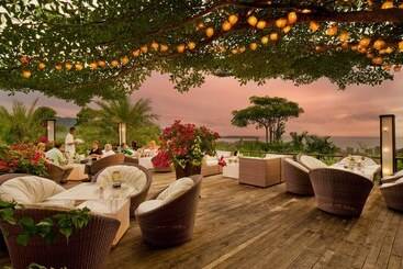 Отель The Pavilions Phuket