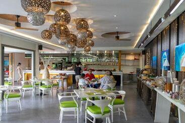 Отель The Pavilions Phuket