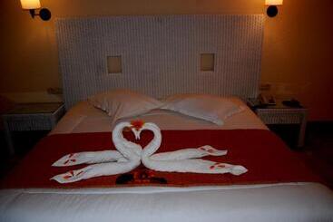 هتل Vincci Safira Palms Hôtel & Spa