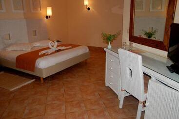 هتل Vincci Safira Palms Hôtel & Spa
