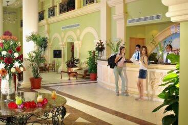 Ivy Cyrene Island Aqua Park Resort