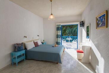 Vassilis Studios