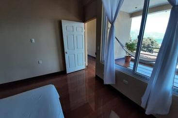 هتل Millennium Apartment
