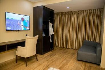 Bon Hotel Nest Ibadan