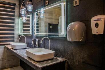 Bon Hotel Nest Ibadan