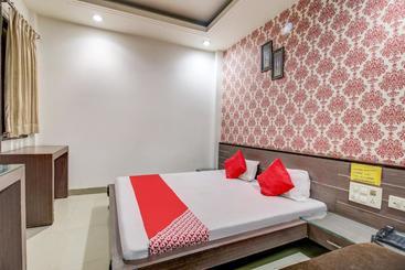 酒店 Oyo 78174 Neelkanth