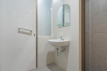 هتل Reddoorz Plus @ Cirebon City Center
