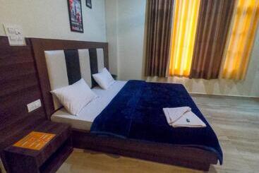 هتل Yes Comfort Villa Guest House