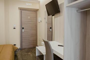 پانسیون Miryam House Affittacamere Suite E Relax