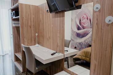 پانسیون Miryam House Affittacamere Suite E Relax