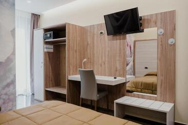 پانسیون Miryam House Affittacamere Suite E Relax