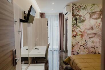 پانسیون Miryam House Affittacamere Suite E Relax
