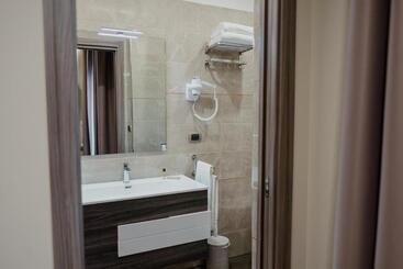 پانسیون Miryam House Affittacamere Suite E Relax
