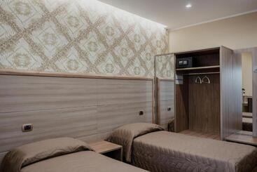 پانسیون Miryam House Affittacamere Suite E Relax