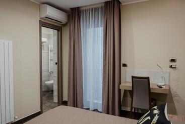 پانسیون Miryam House Affittacamere Suite E Relax