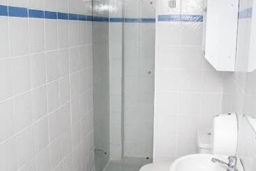 تختخواب و صبحانه Comfort House