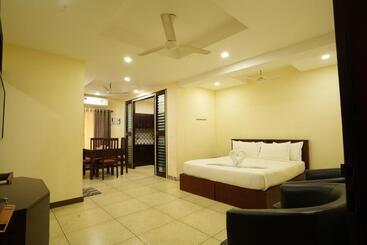 هتل K V Suites