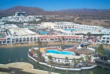 酒店 Sands Beach Active Resort