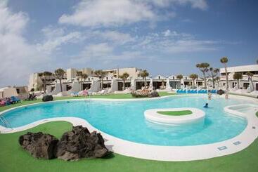هتل Sands Beach Active Resort