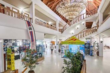 酒店 Sands Beach Active Resort