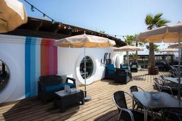 酒店 Sands Beach Active Resort