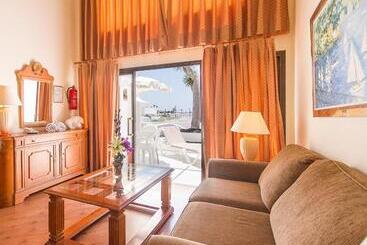 酒店 Sands Beach Active Resort