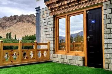 پانسیون Ladakh Country Inn