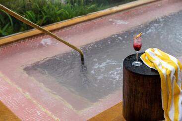 23 Hotel Medellin