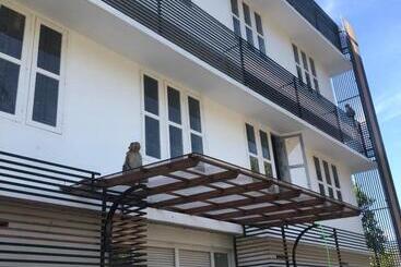 Bed and Breakfast Raveendra Inn