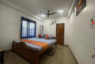 هتل Anjana Palace