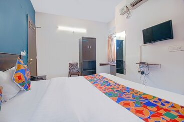 فندق Fabexpress Saket Inn