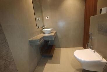 هتل Gagan Suite