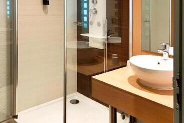 B&b Hotel Cambrai