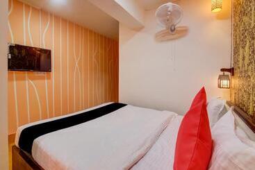 هتل Super Capital O Divira Inn
