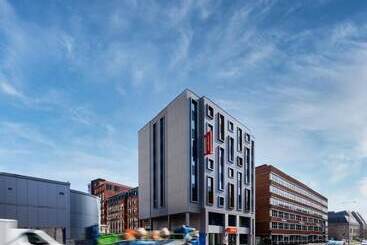 Easyhotel Cardiff