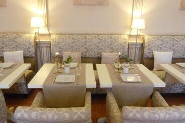 هتل Apartment Eney