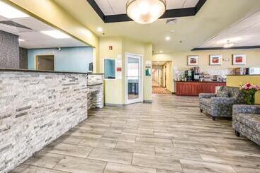 هتل Quality Inn Poughkeepsie