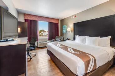 هتل Quality Inn Poughkeepsie