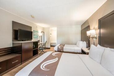 هتل Quality Inn Poughkeepsie