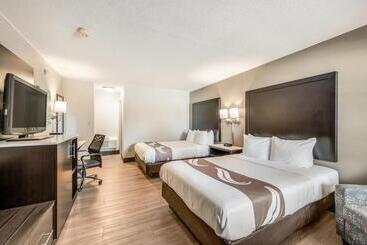 هتل Quality Inn Poughkeepsie