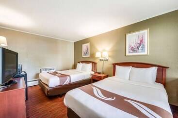 فندق Rodeway Inn Poughkeepsie
