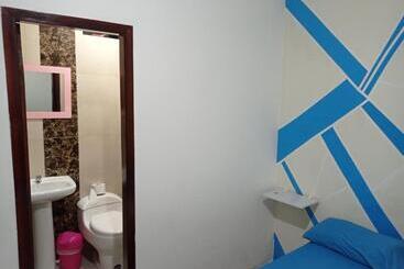 پانسیون Hostal Venecia Tu Casa En Manta