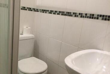 تختخواب و صبحانه Ashburnam Guest House