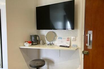 تختخواب و صبحانه Ashburnam Guest House