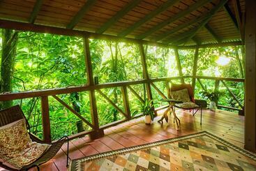 تختخواب و صبحانه Cocoa Cottage